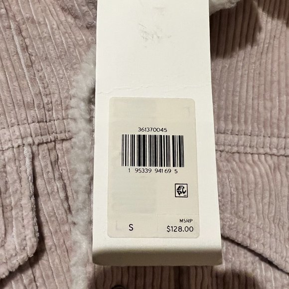 Levi's Women's Premium Ex-Boyfriend Corduroy Sherpa Trucker Jacket - Picture 6 of 8